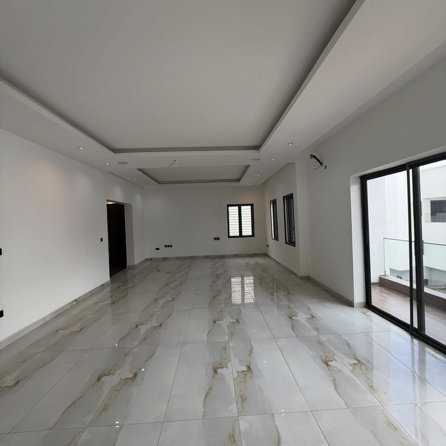 7 bedroom smart detached duplex for sale in Asokoro, Abuja
