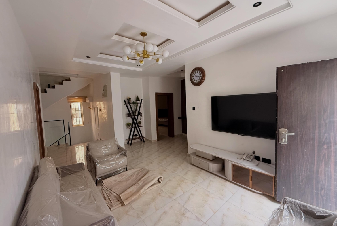6 bedroom fully furnished detached duplex for sale in Galadimawa, Abuja
