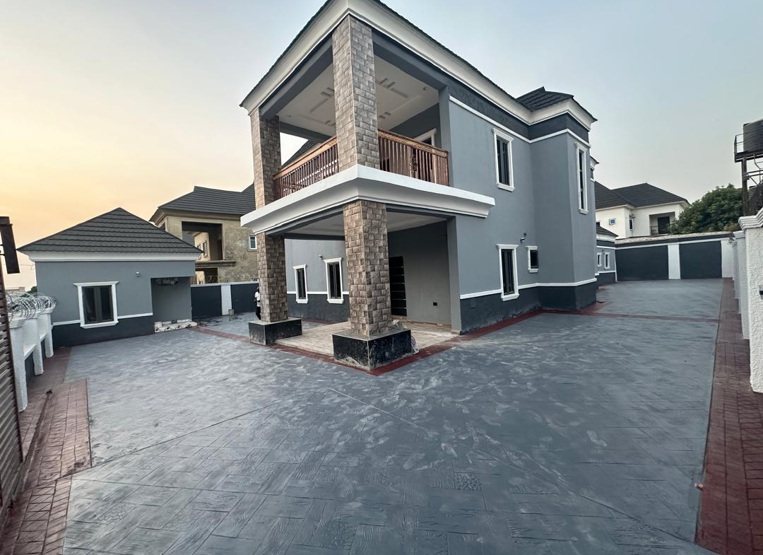 4 bedroom fully detached duplex for sale in Apo, Abuja