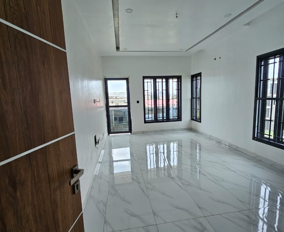 3 bedroom apartment for sale in Katampe Main, Abuja