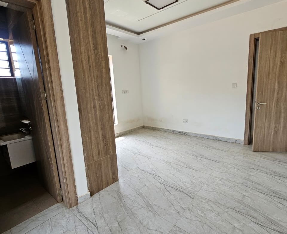 4 bedroom duplex with BQ for sale in Dawaki, Abuja