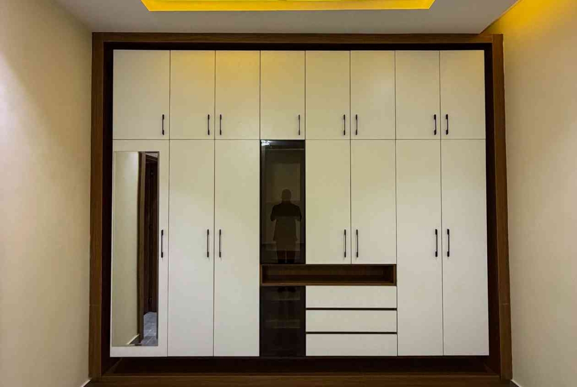 7 bedroom penthouse villa for sale in Karsana, Gwarinpa Extension, Abuja