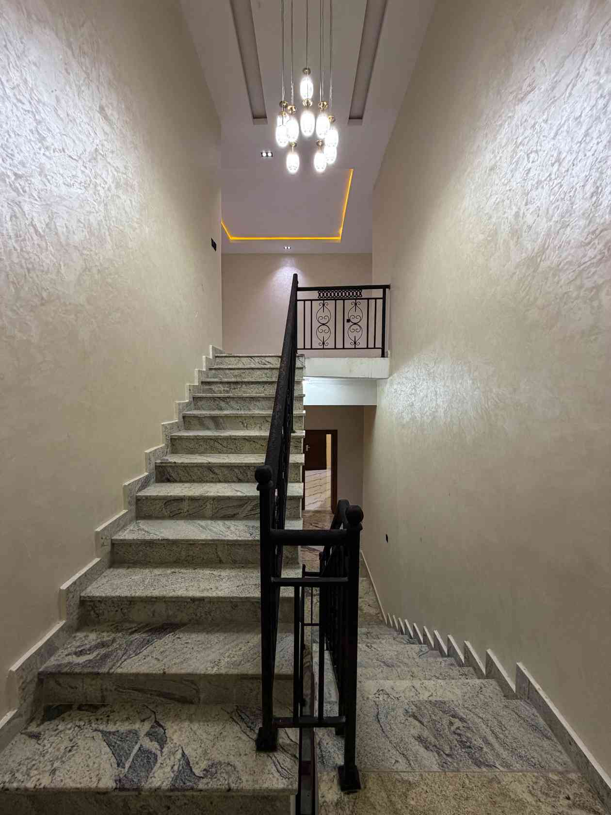 7 bedroom penthouse villa for sale in Karsana, Gwarinpa Extension, Abuja