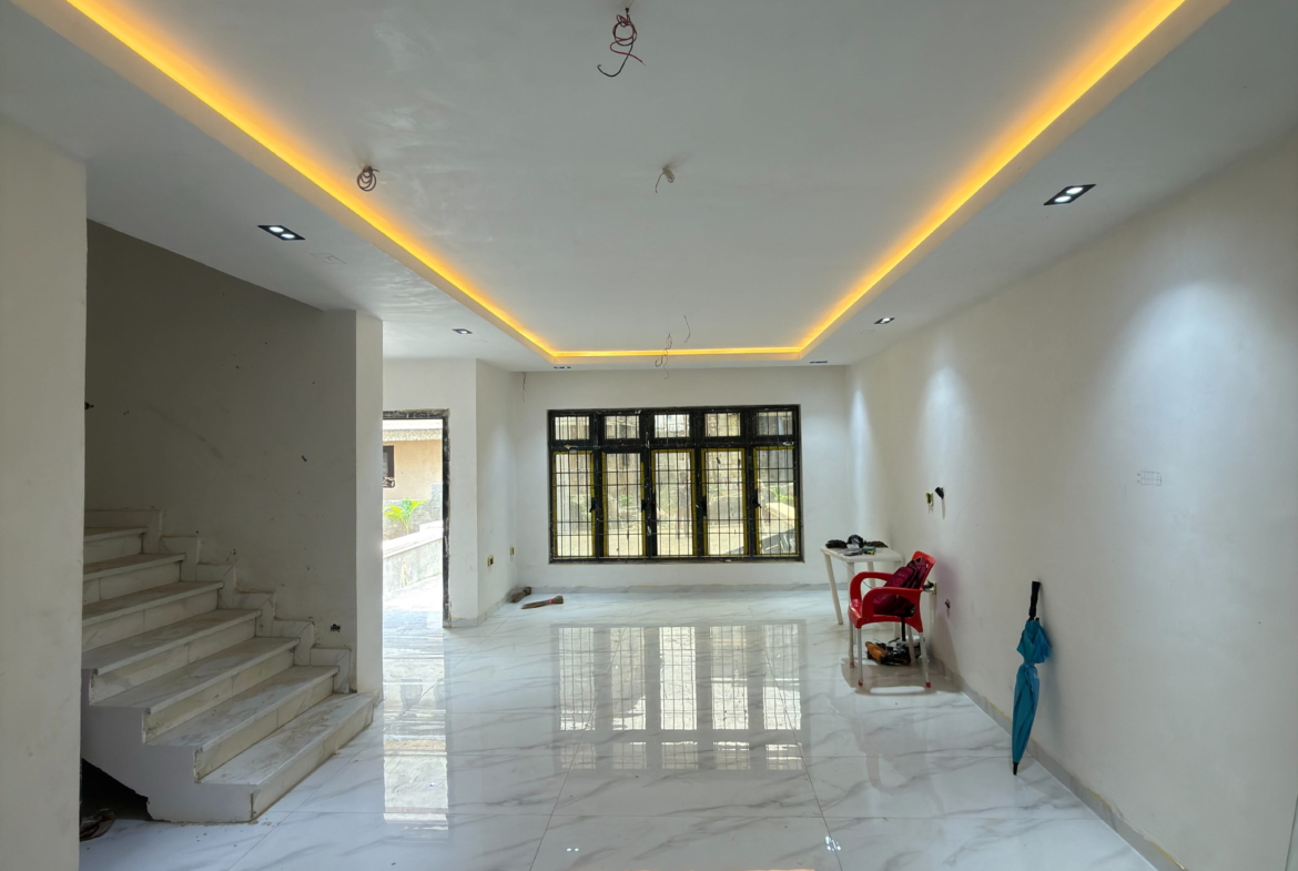 4 bedroom smart terrace duplex with BQ for sale in Wuye, Abuja
