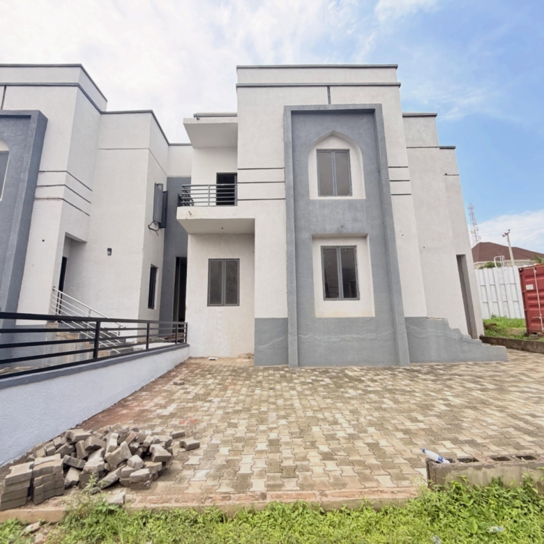 4 bedroom semi-detached duplex with BQ for sale in Galadimawa, Abuja