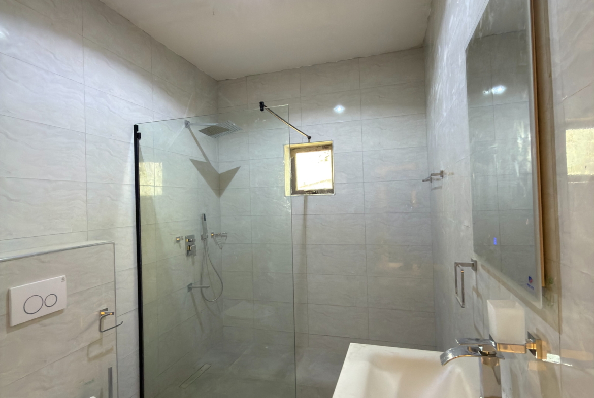 4 bedroom smart terrace duplex with BQ for sale in Wuye, Abuja