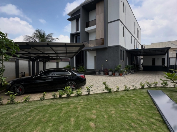 6 bedroom detached duplex for sale in Mabushi, Abuja