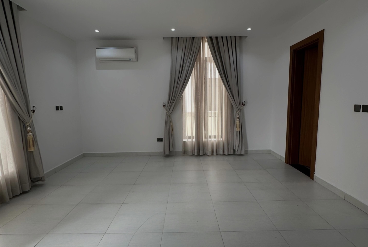 6 bedroom detached duplex for sale in Mabushi, Abuja