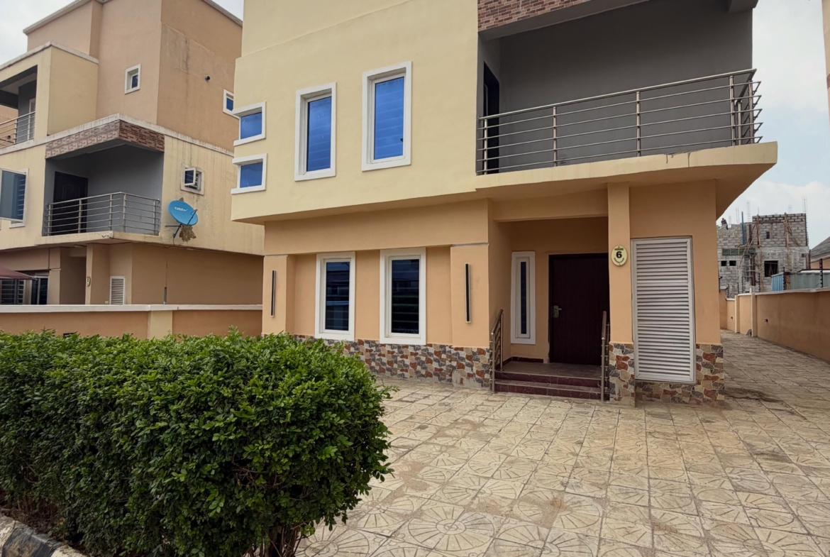 4 bedroom detached duplex with BQ for sale in Katampe Main, Abuja