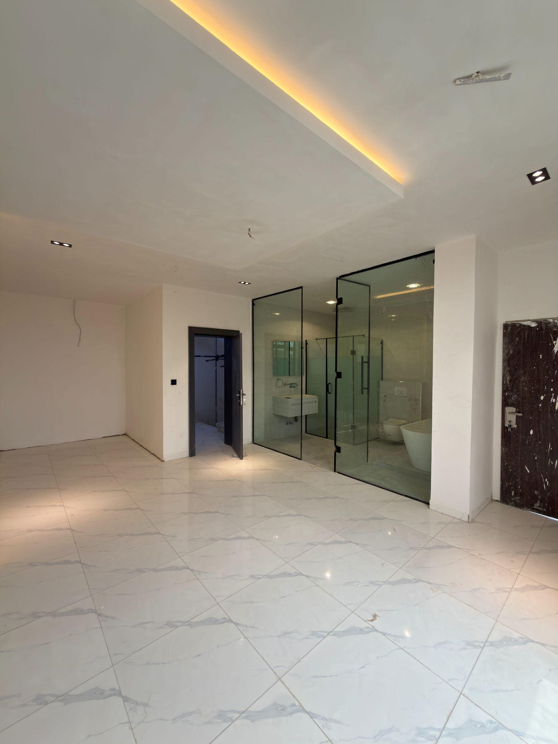 4 bedroom smart terrace duplex with BQ for sale in Wuye, Abuja