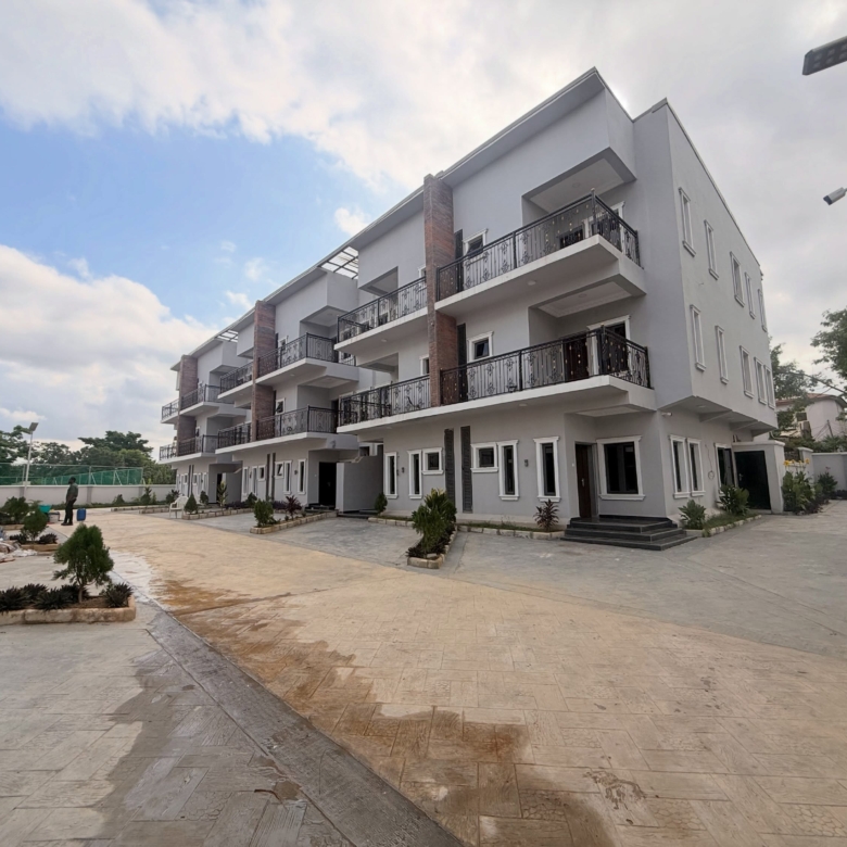4 bedroom terrace duplex with BQ for sale in Wuse, Abuja