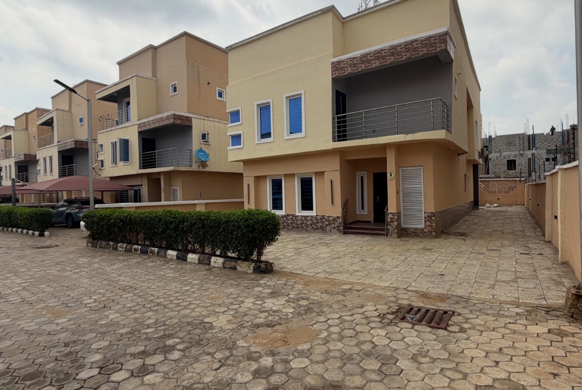 4 bedroom detached duplex with BQ for sale in Katampe Main, Abuja
