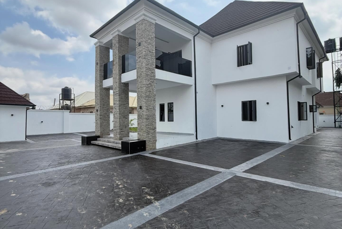 4 bedroom detached duplex for sale in Lokogoma, Abuja