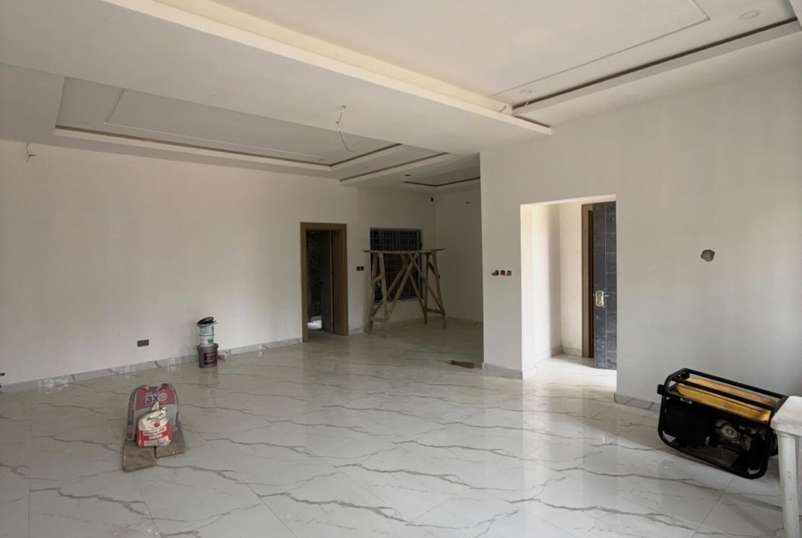 4 bedroom terrace duplex with BQ for sale in Wuse, Abuja i