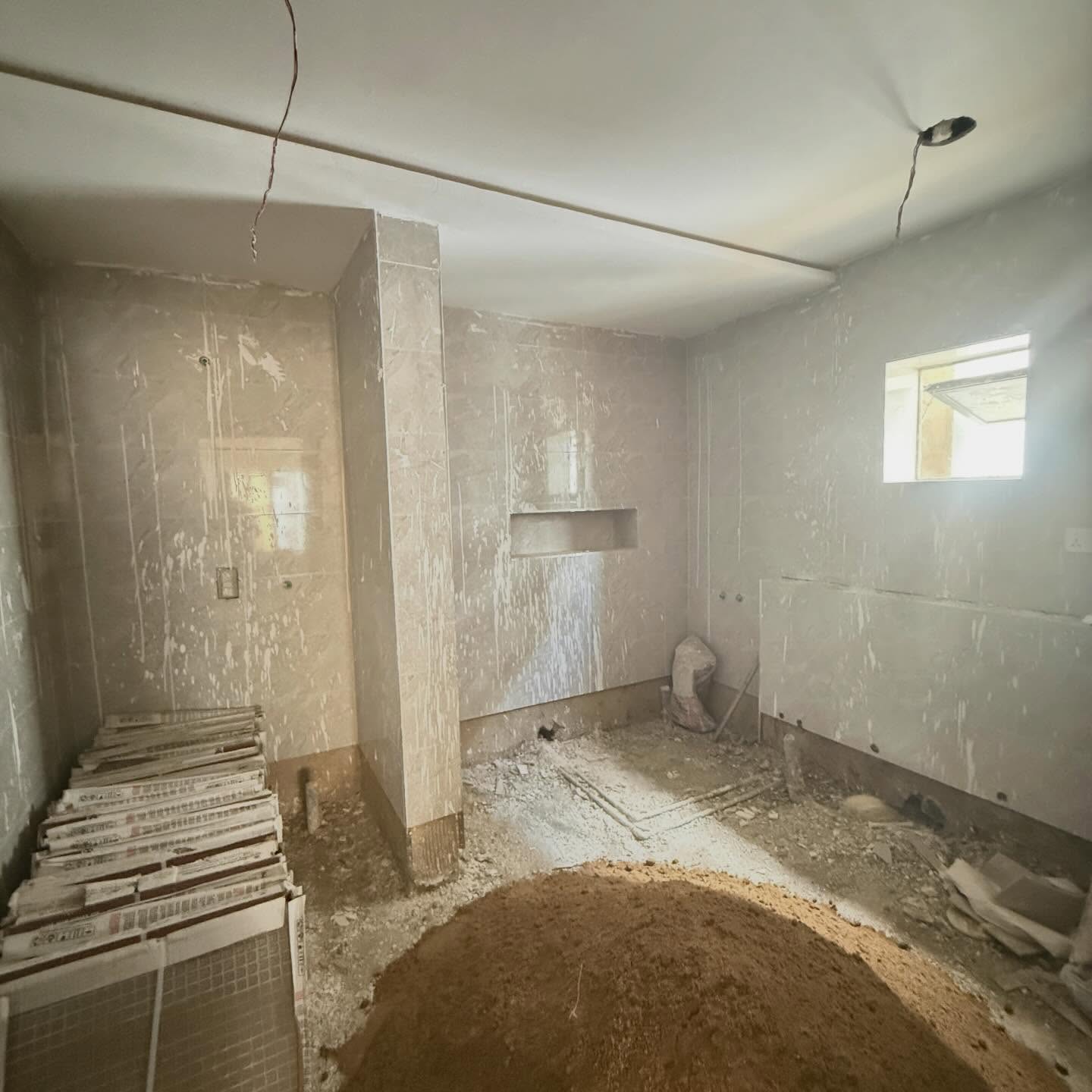 5 bedroom semi-detached duplex for sale in Katampe, Abuja