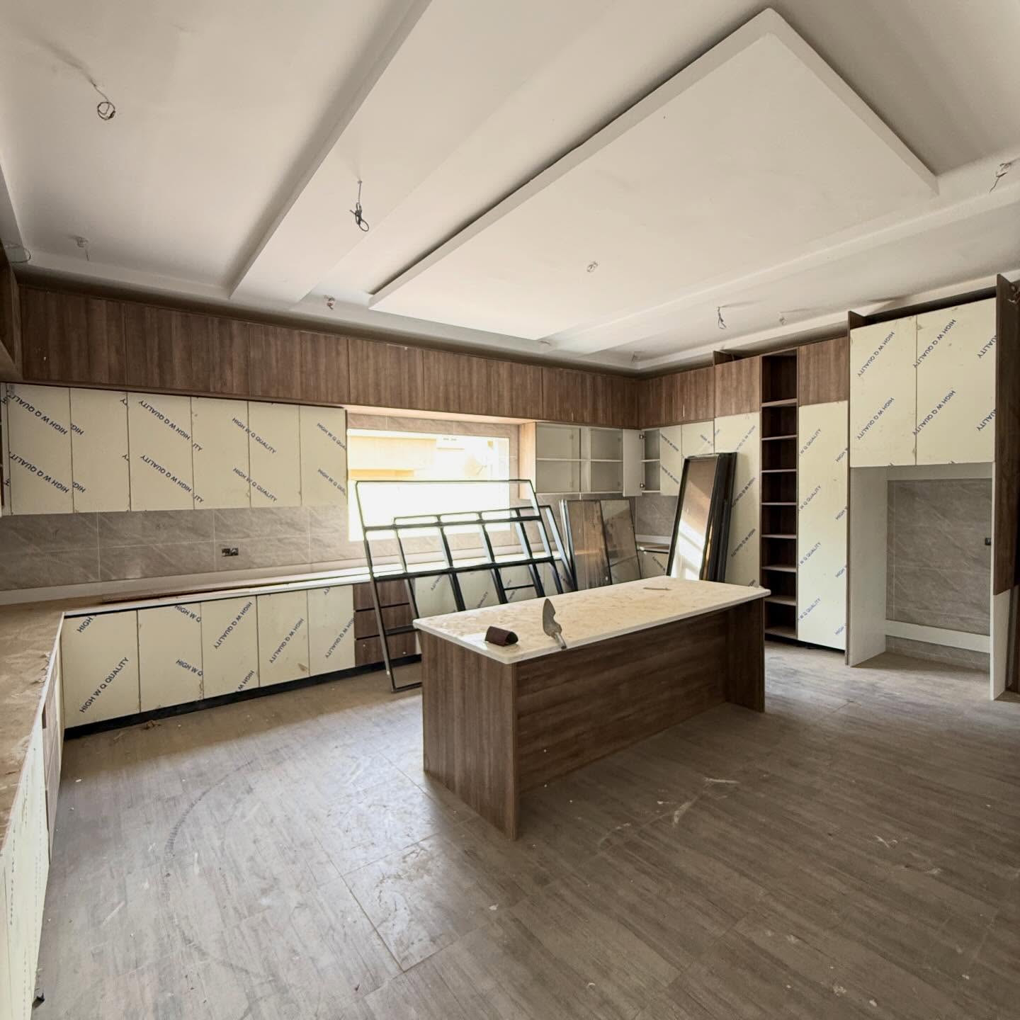 6 bedroom detached duplex for sale in Katampe Extension, Abuja