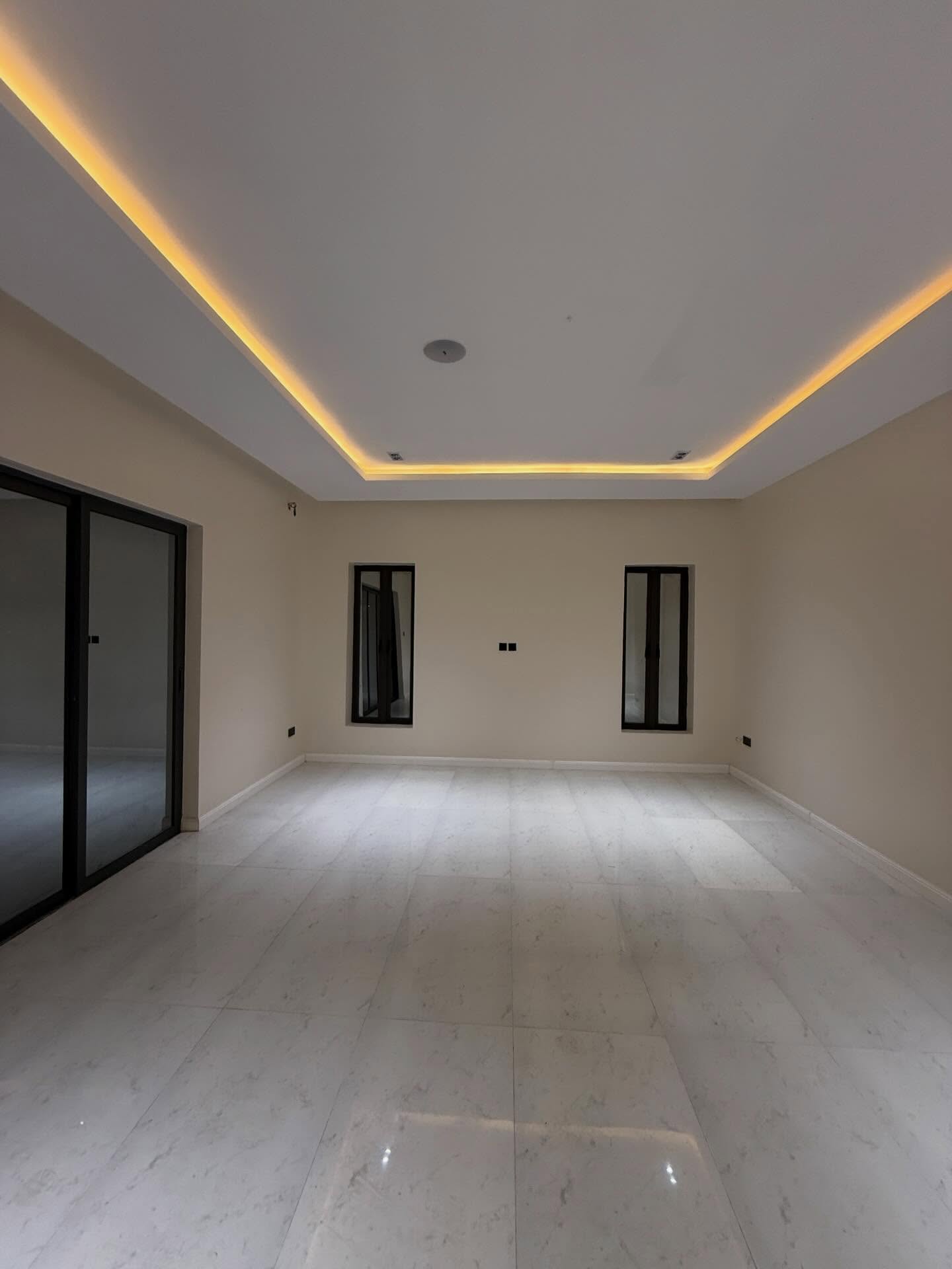 6 bedroom smart detached duplex for sale in Katampe Extension, Abuja