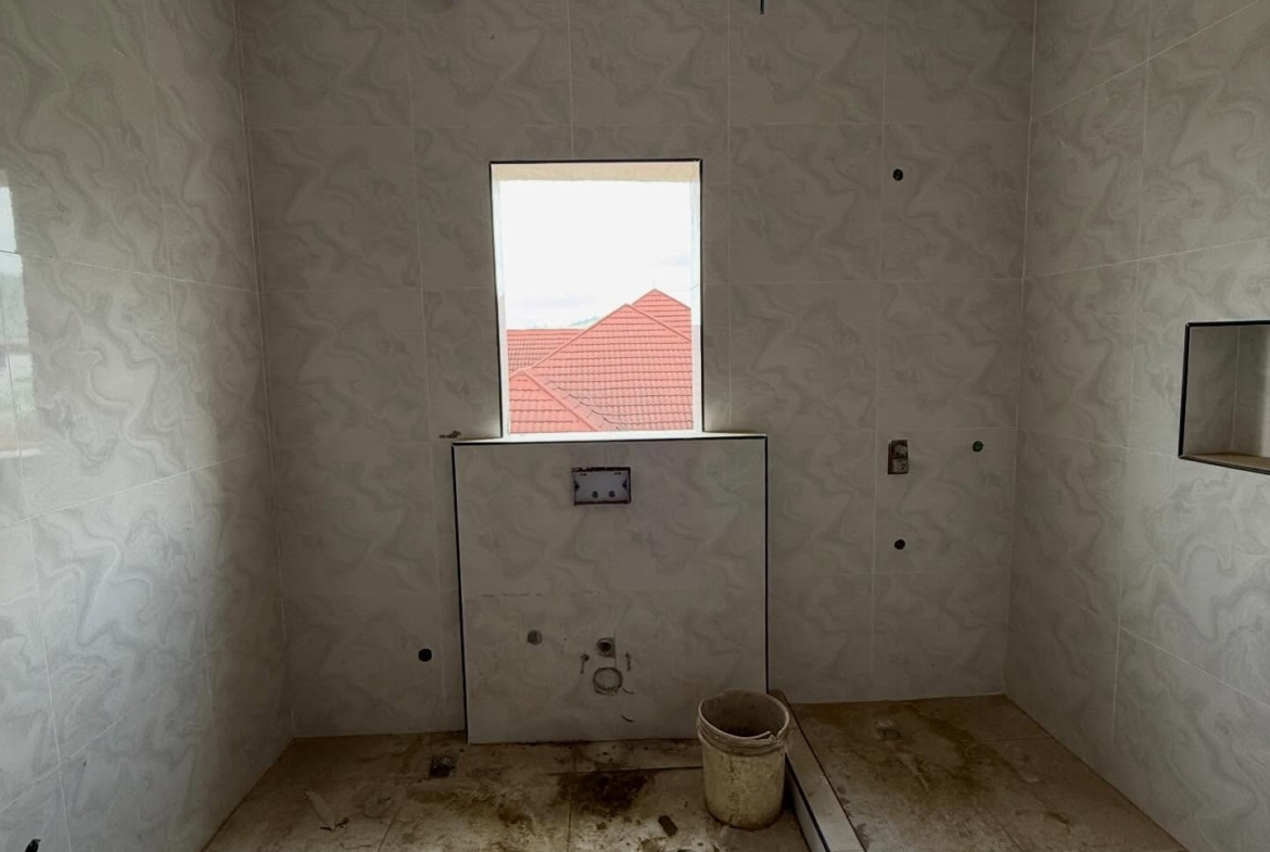 6 bedroom detached duplex for sale in Katampe Extension, Abuja