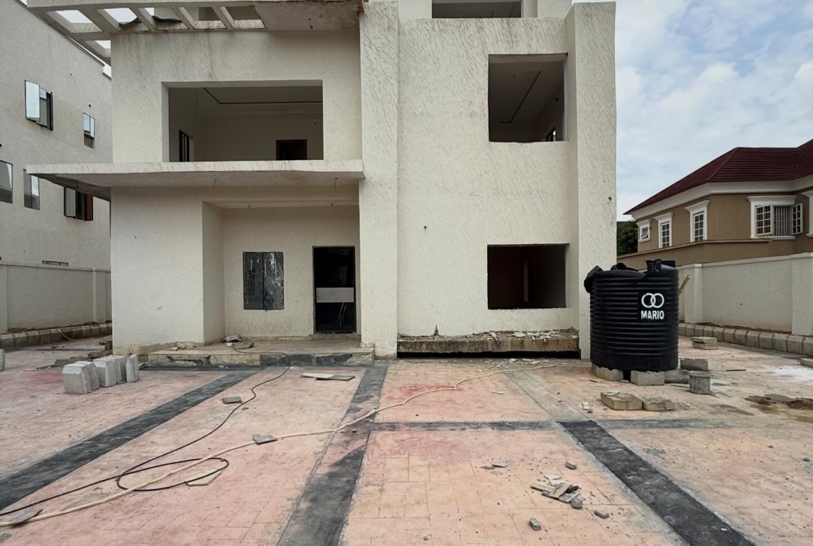 6 bedroom detached duplex for sale in Katampe Extension, Abuja