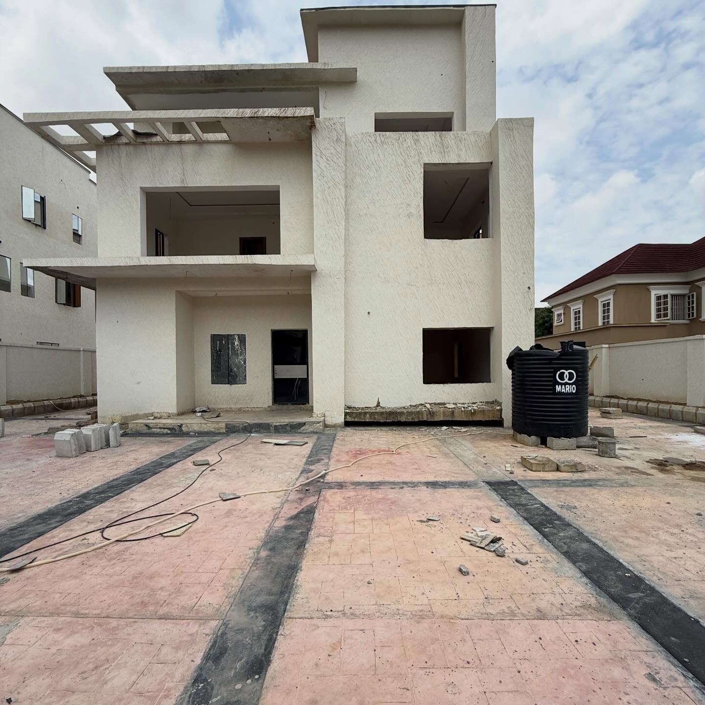 6 bedroom detached duplex for sale in Katampe Extension, Abuja