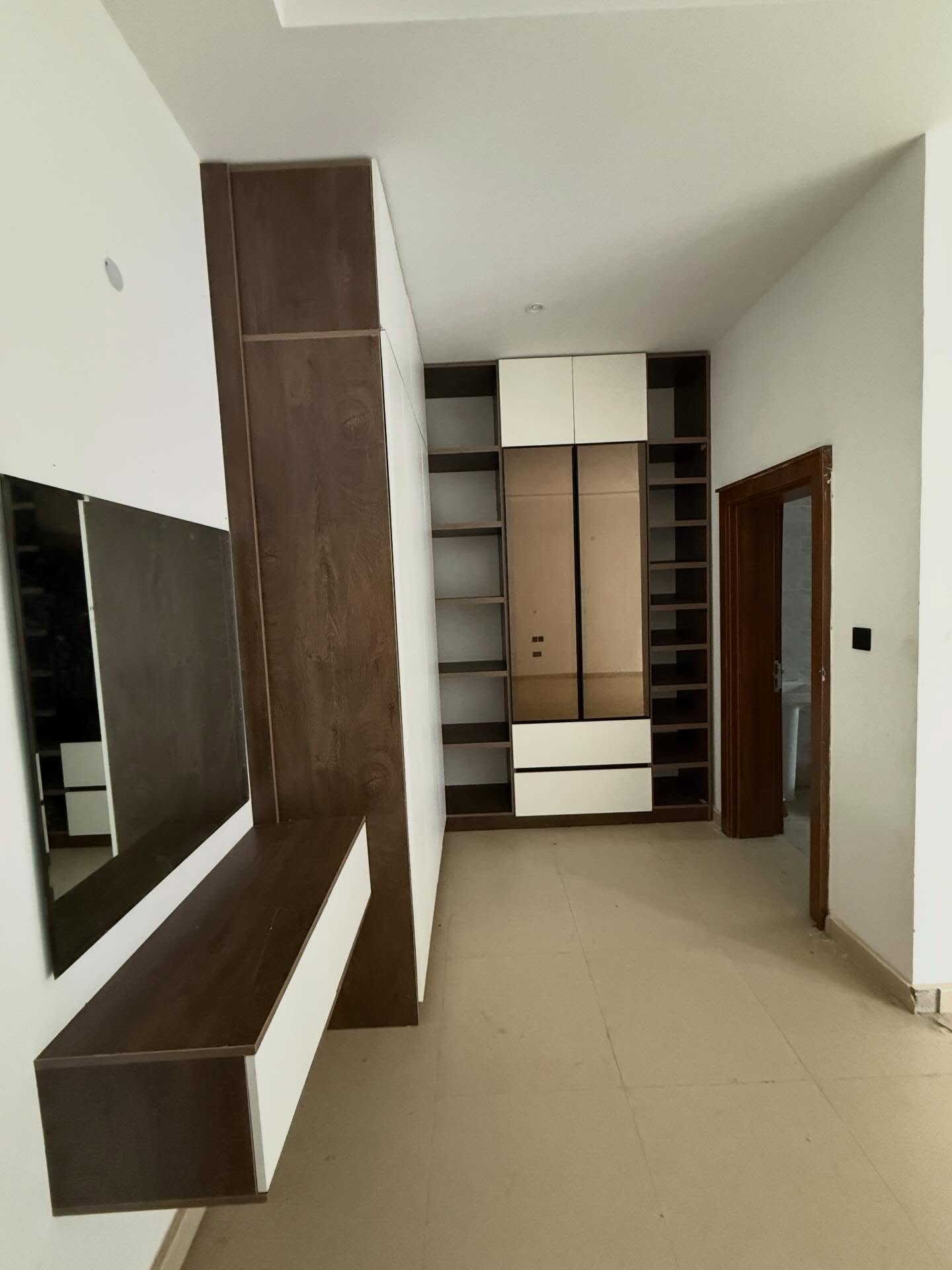 4 bedroom terrace duplex for rent in Guzape, Abuja