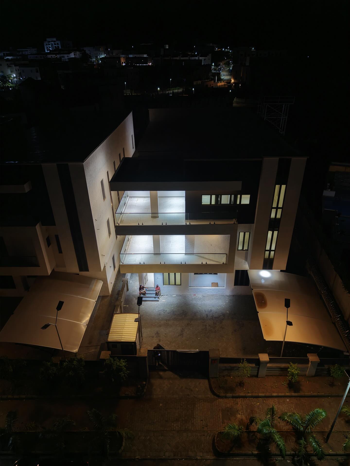 6 bedroom smart detached duplex for sale in Katampe Extension, Abuja