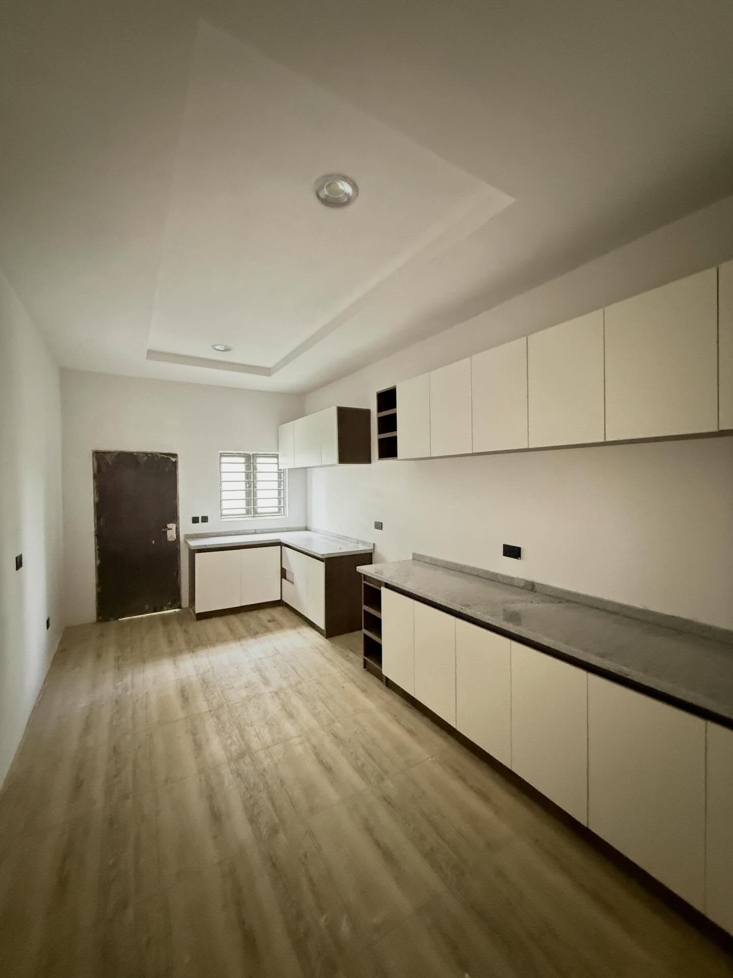 4 bedroom terrace duplex for rent in Guzape, Abuja