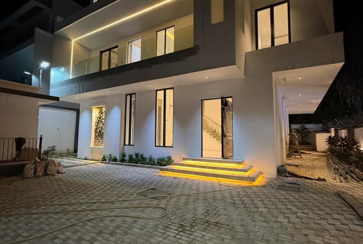 5 bedroom luxury detached duplex for sale in Maitama, Abuja