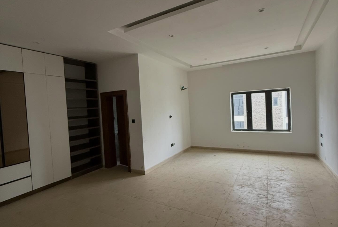 4 bedroom terrace duplex for rent in Guzape, Abuja