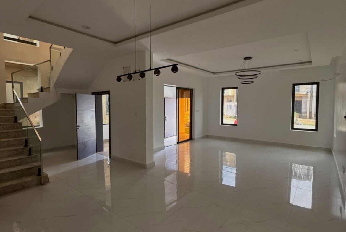 4 bedroom detached duplex for sale in Main Gwarinpa, Abuja