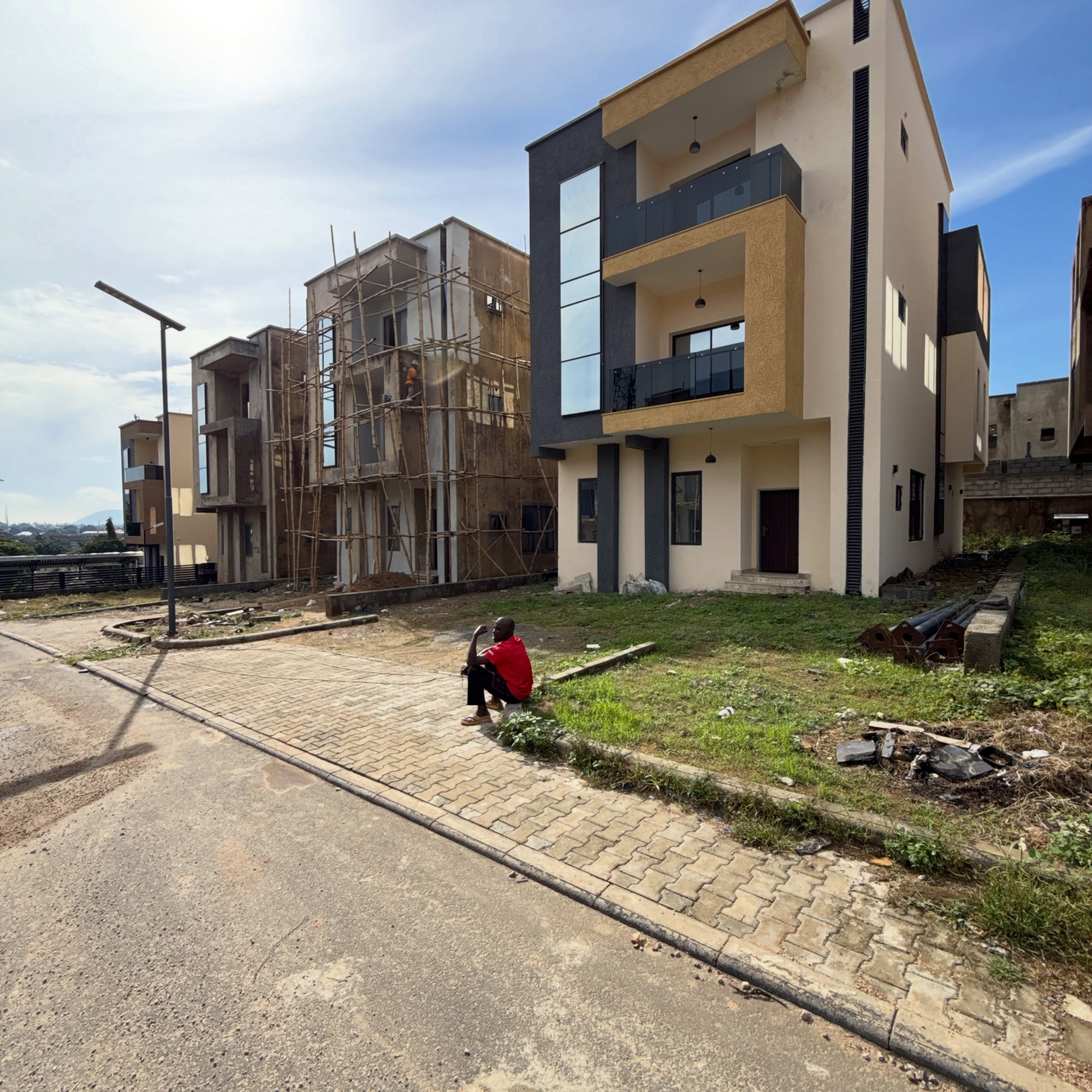 4 bedroom detached duplex for sale in Main Gwarinpa, Abuja