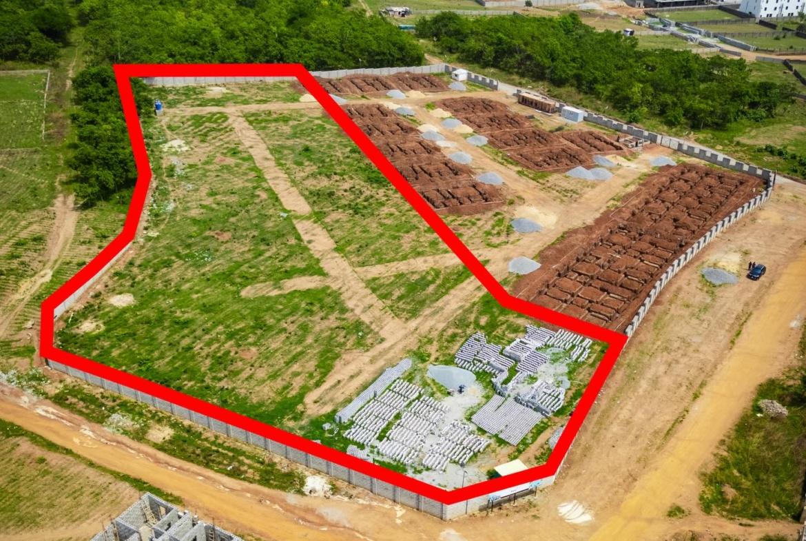 1 hectare residential land for sale in Lifecamp, Abuja