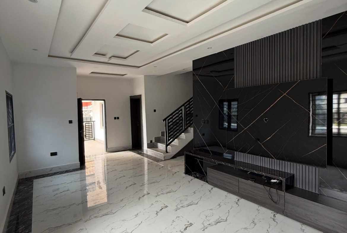 4 bedroom semi-detached duplex for sale in Dantata Estate, FO1 Kubwa, Abuja