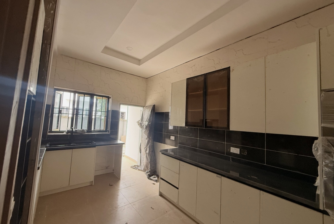 4 bedroom terrace duplex for sale in Kado, Abuja