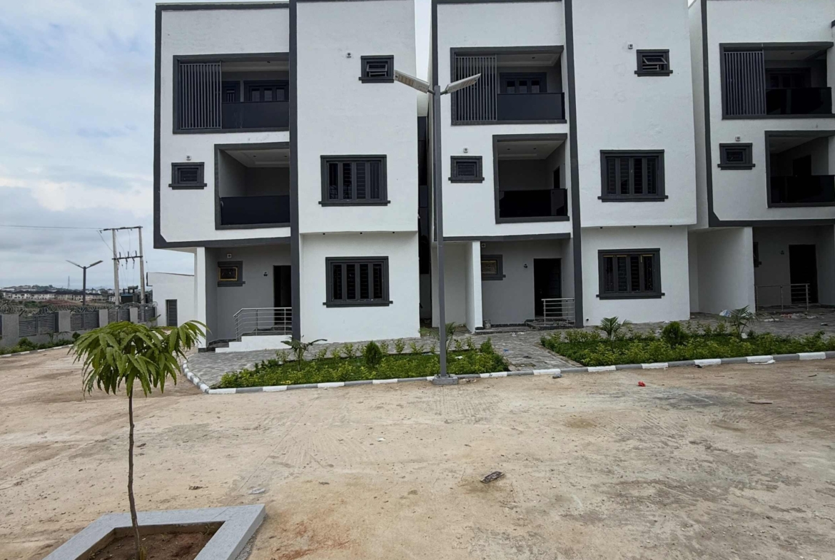 4 bedroom terrace duplex for sale in Lifecamp, Abuja
