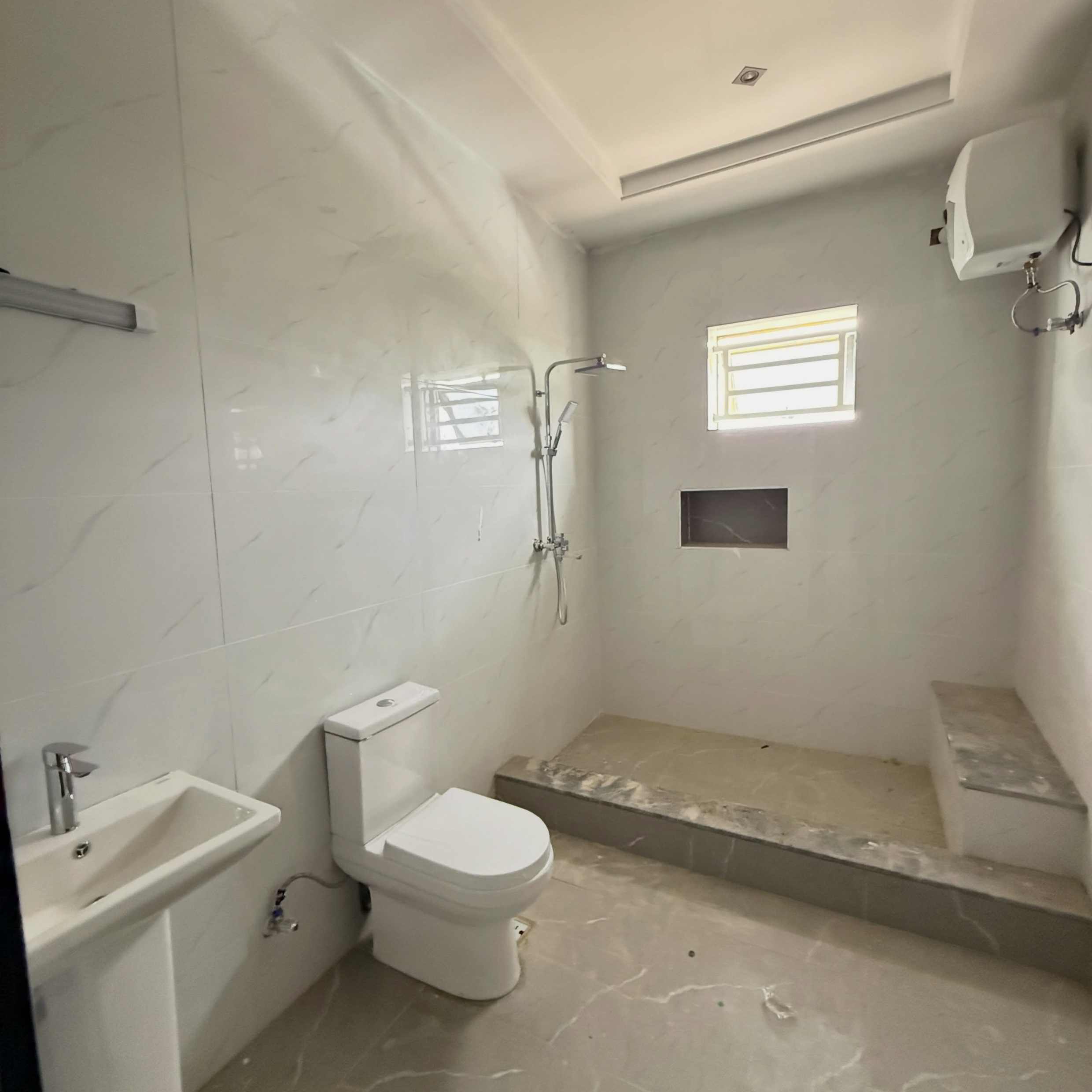 4 bedroom terrace duplex for sale in Lifecamp, Abuja