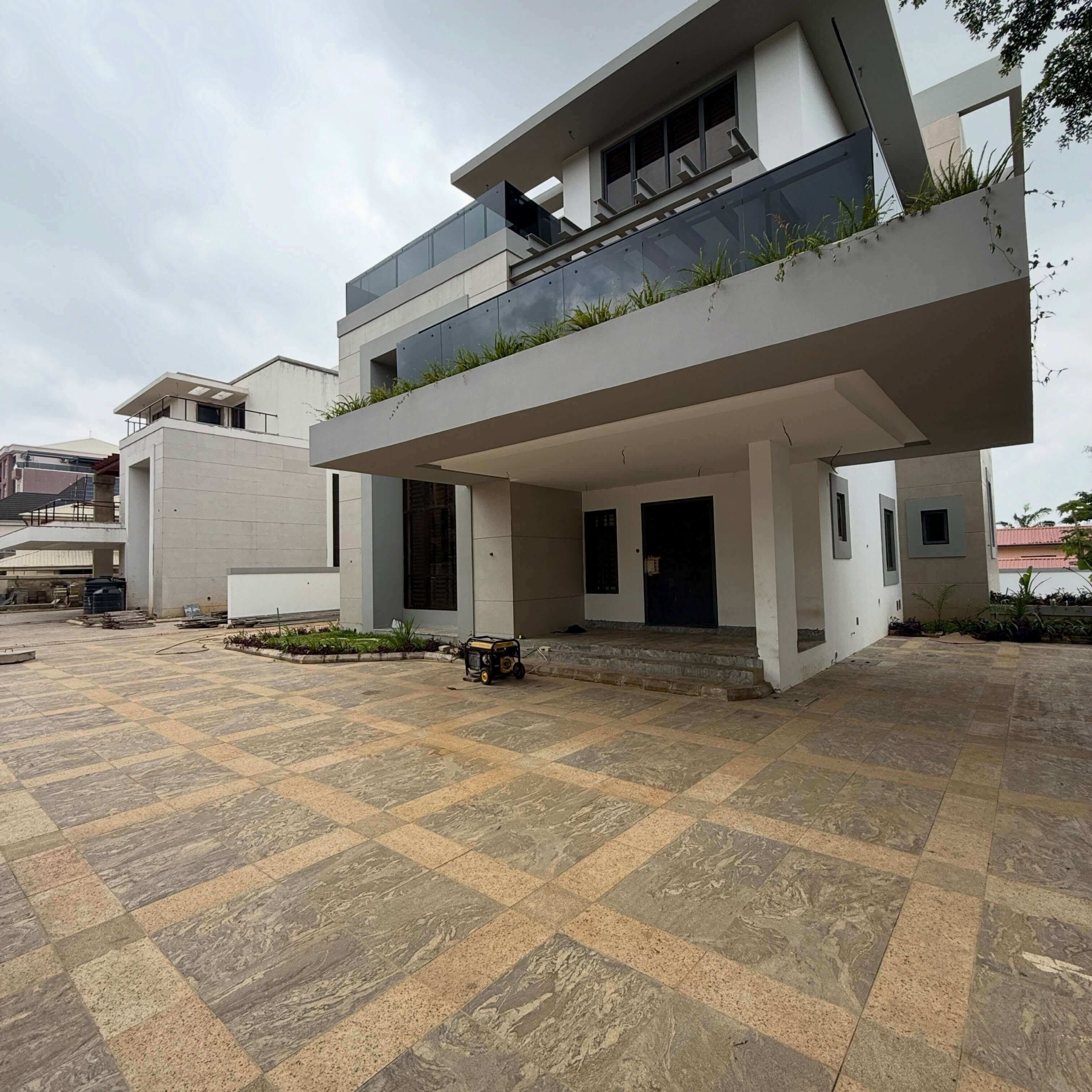 6 bedroom fully detached duplex for sale in Maitama, Abuja