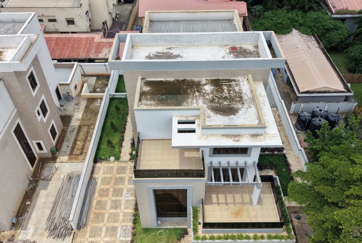 6 bedroom fully detached duplex for sale in Maitama, Abuja
