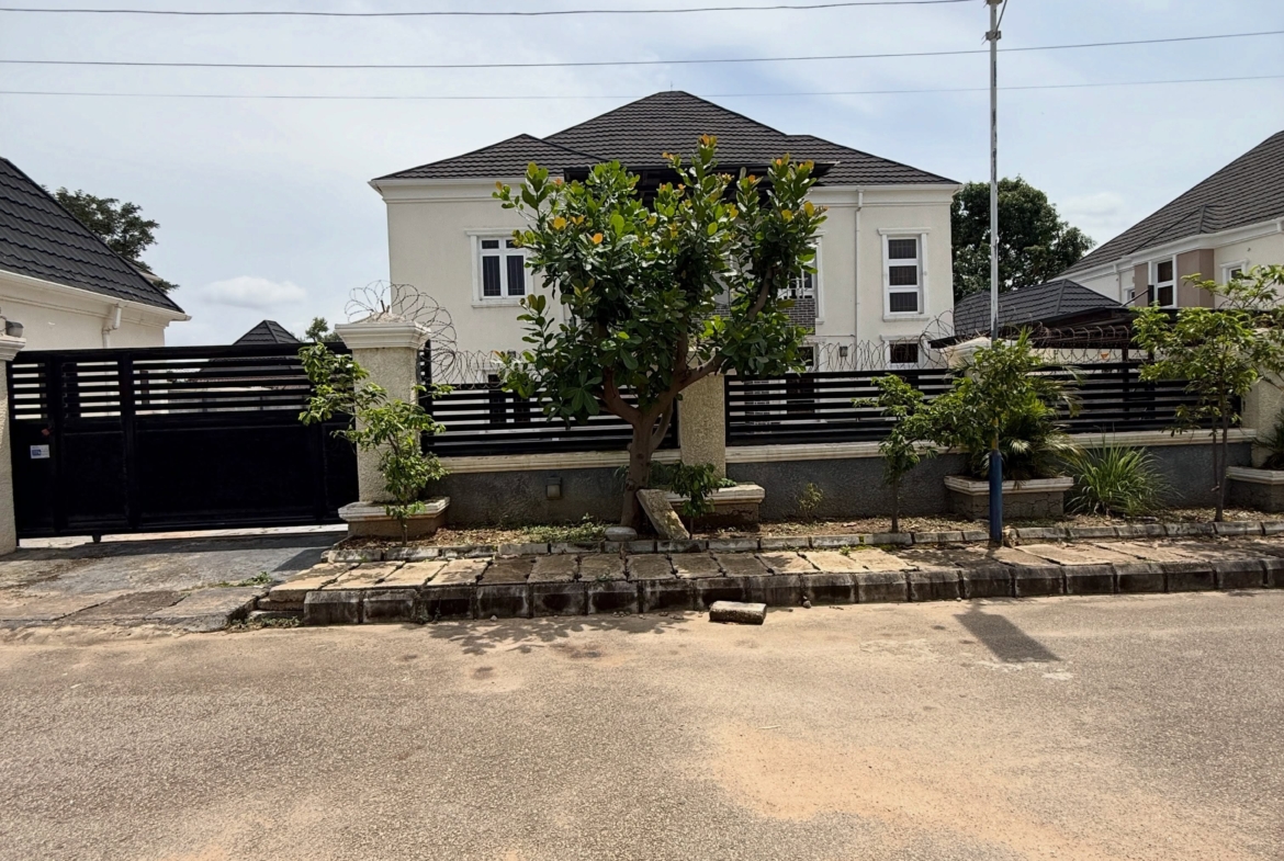 5 bedroom detached duplex for sale in Admiralty Estate (Navy Town), Asokoro, Abuja