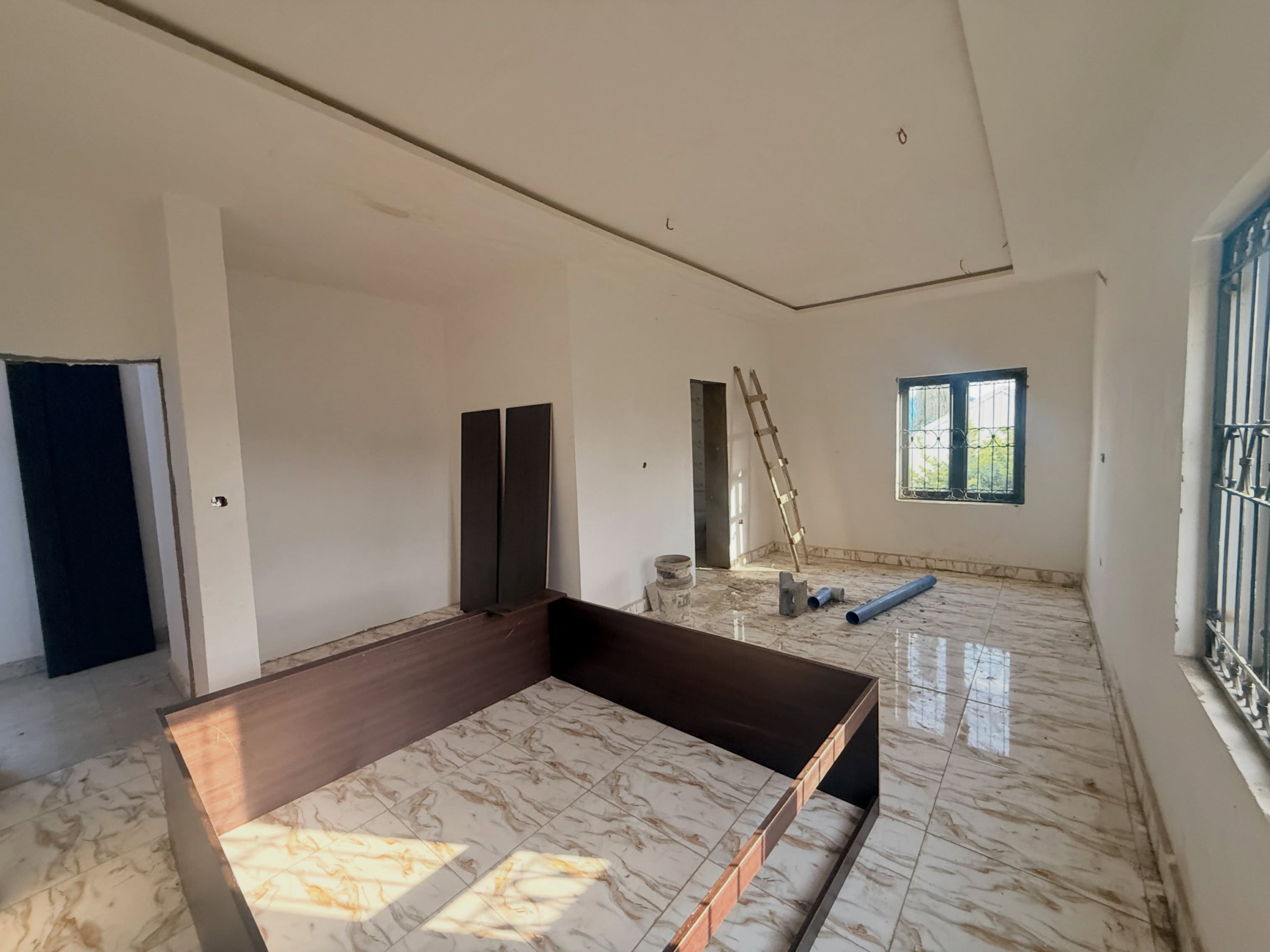 4 bedroom detached duplex for sale in Apo Resettlement, Abuja