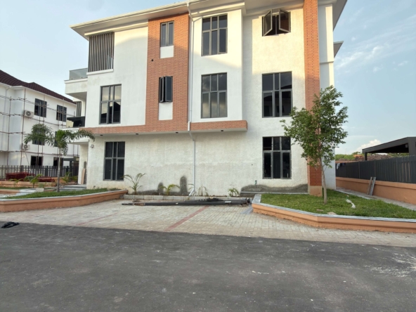 fully furnished 5 bedroom detached duplex for sale in Asokoro, Abuja