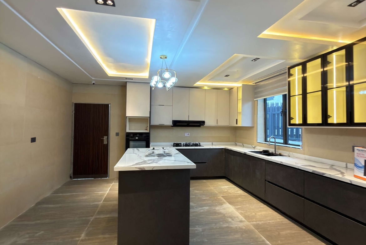 fully furnished 5 bedroom detached duplex for sale in Asokoro, Abuja