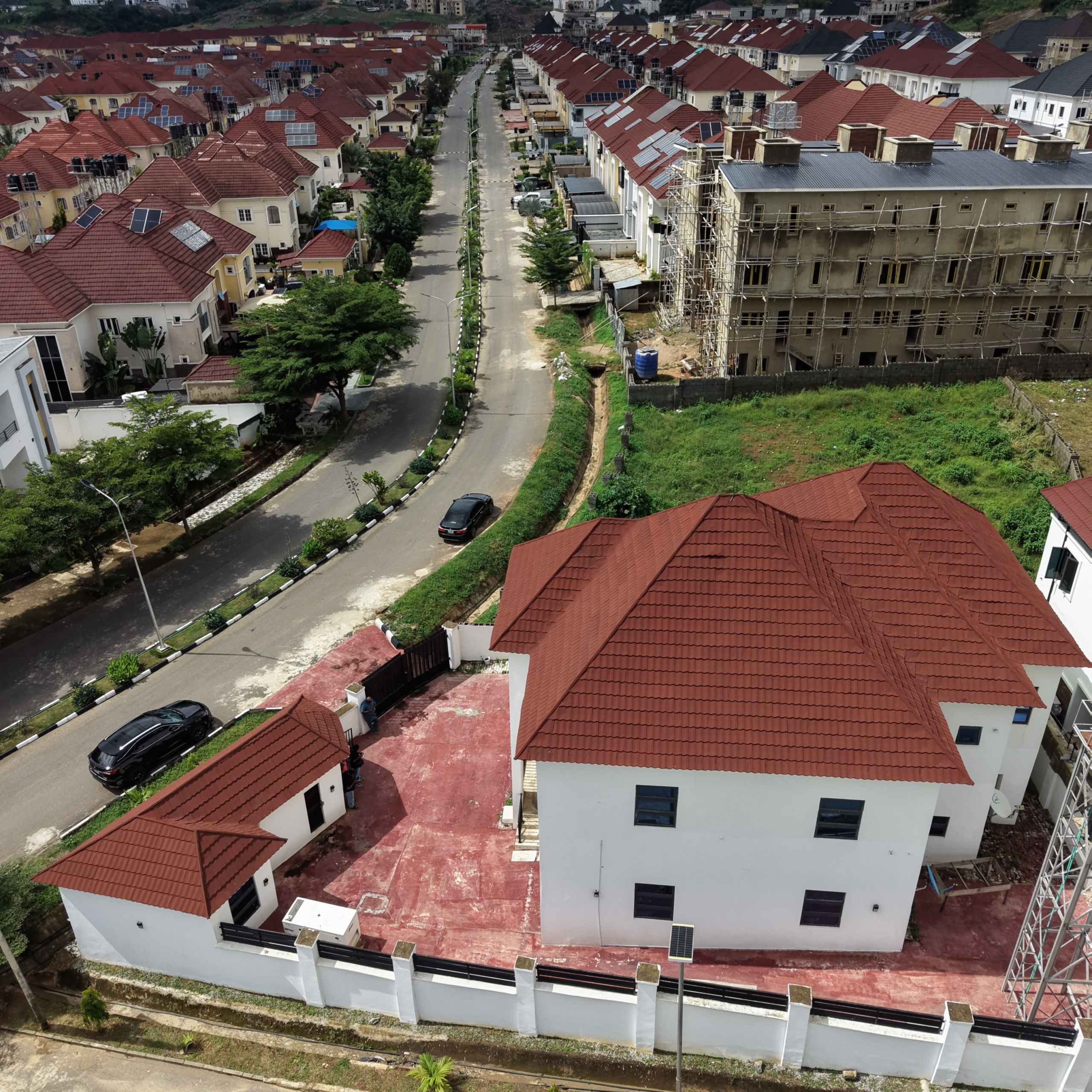 5 bedroom detached duplex for sale in Guzape, Abuja