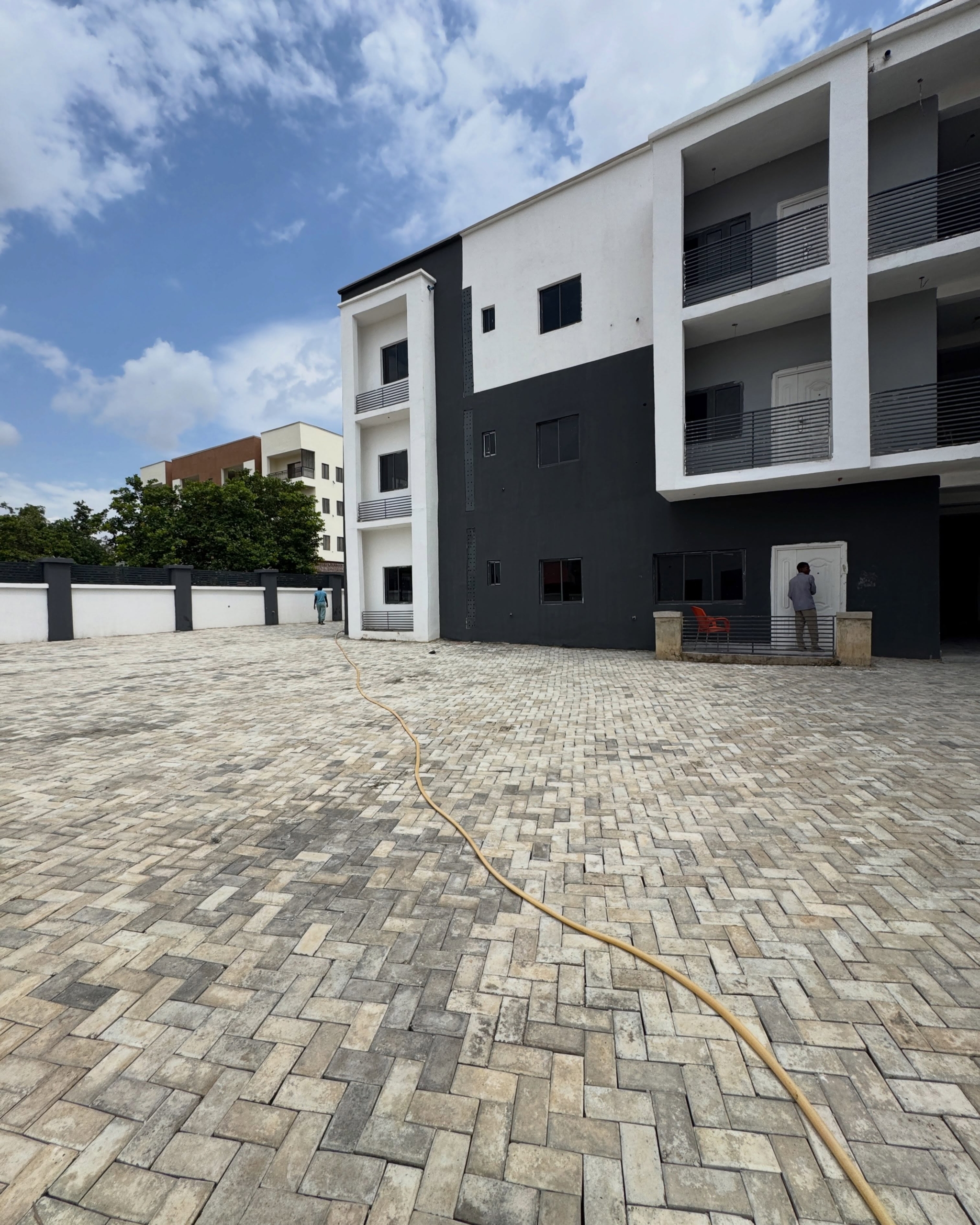3 bedroom apartment with BQ to let in Kaura, Abuja