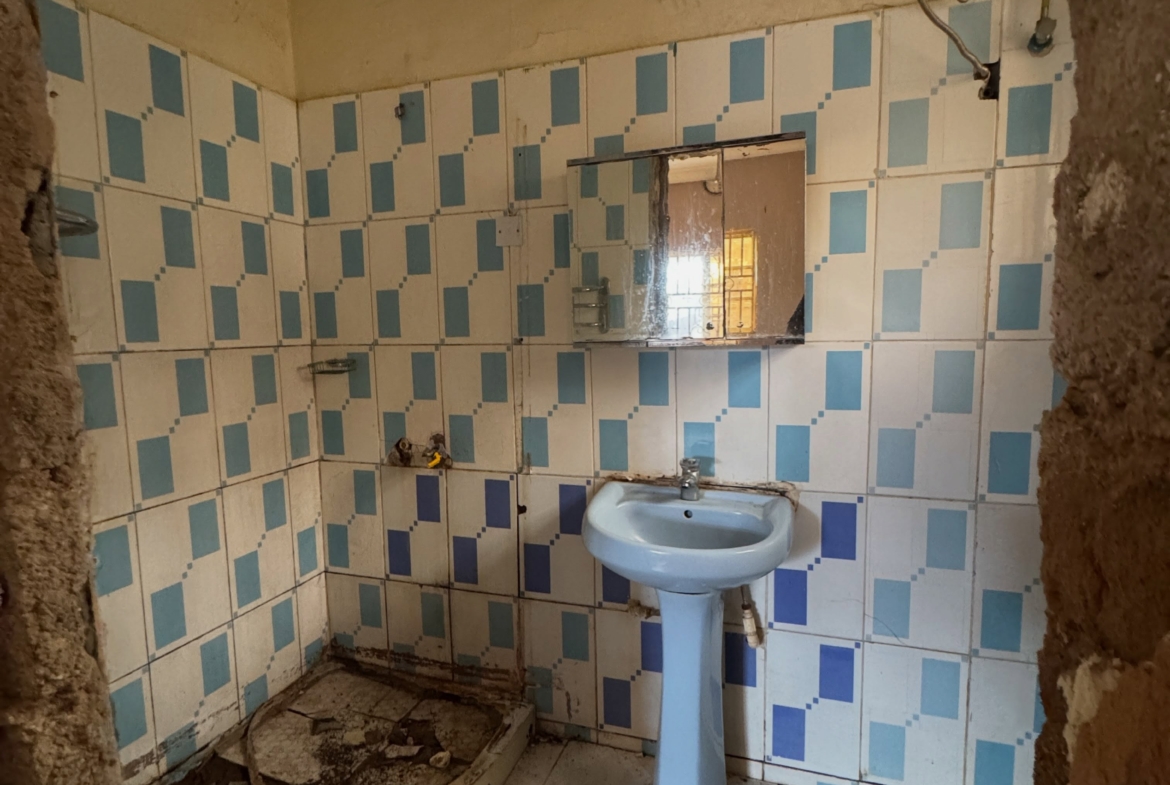 spacious 3 bedroom bungalow to let in Lokogoma, Abuja