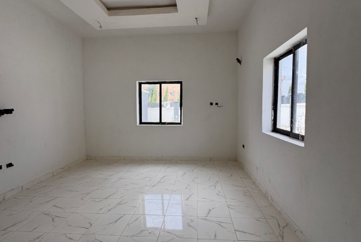 3 bedroom apartment with BQ to let in Kaura, Abuja