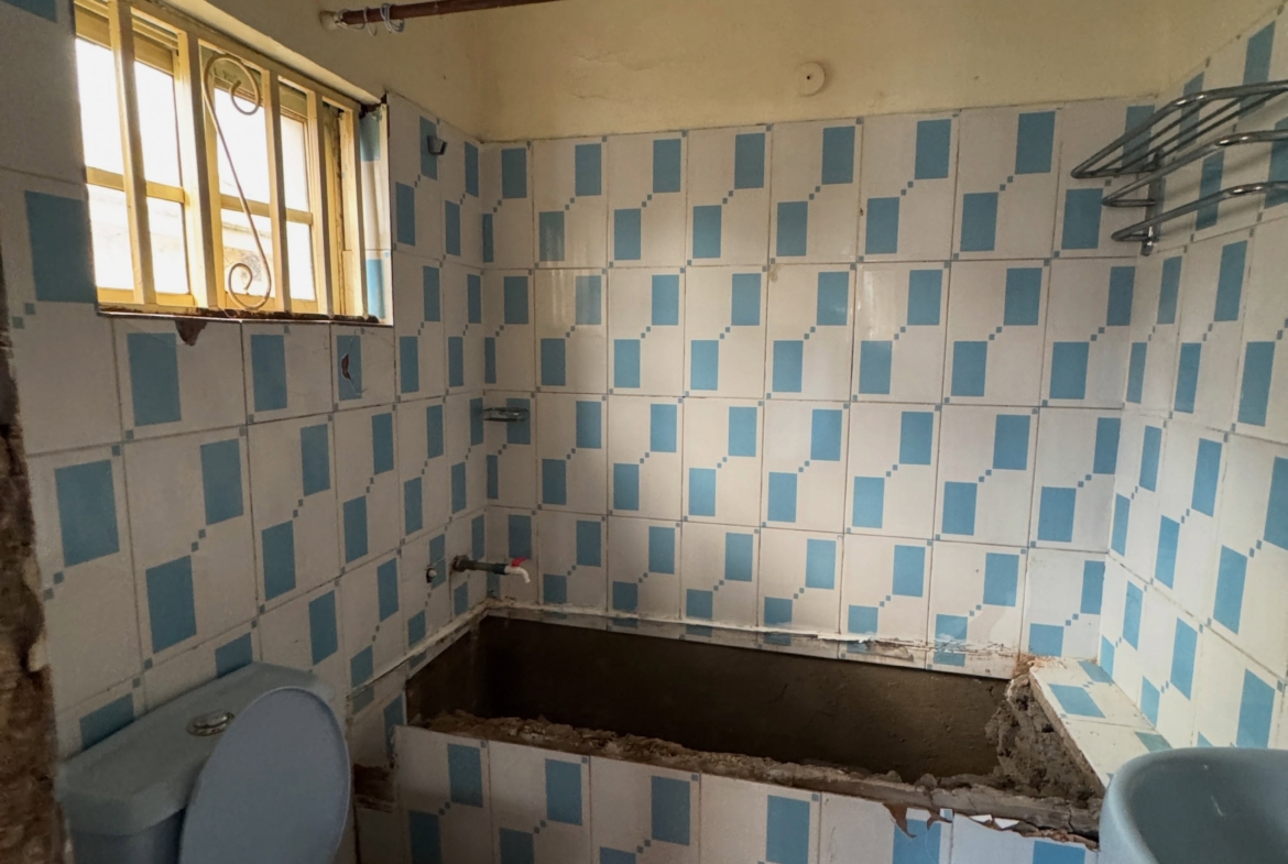 spacious 3 bedroom bungalow to let in Lokogoma, Abuja