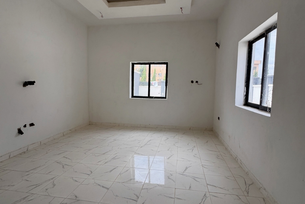3 bedroom apartment with BQ to let in Kaura, Abuja
