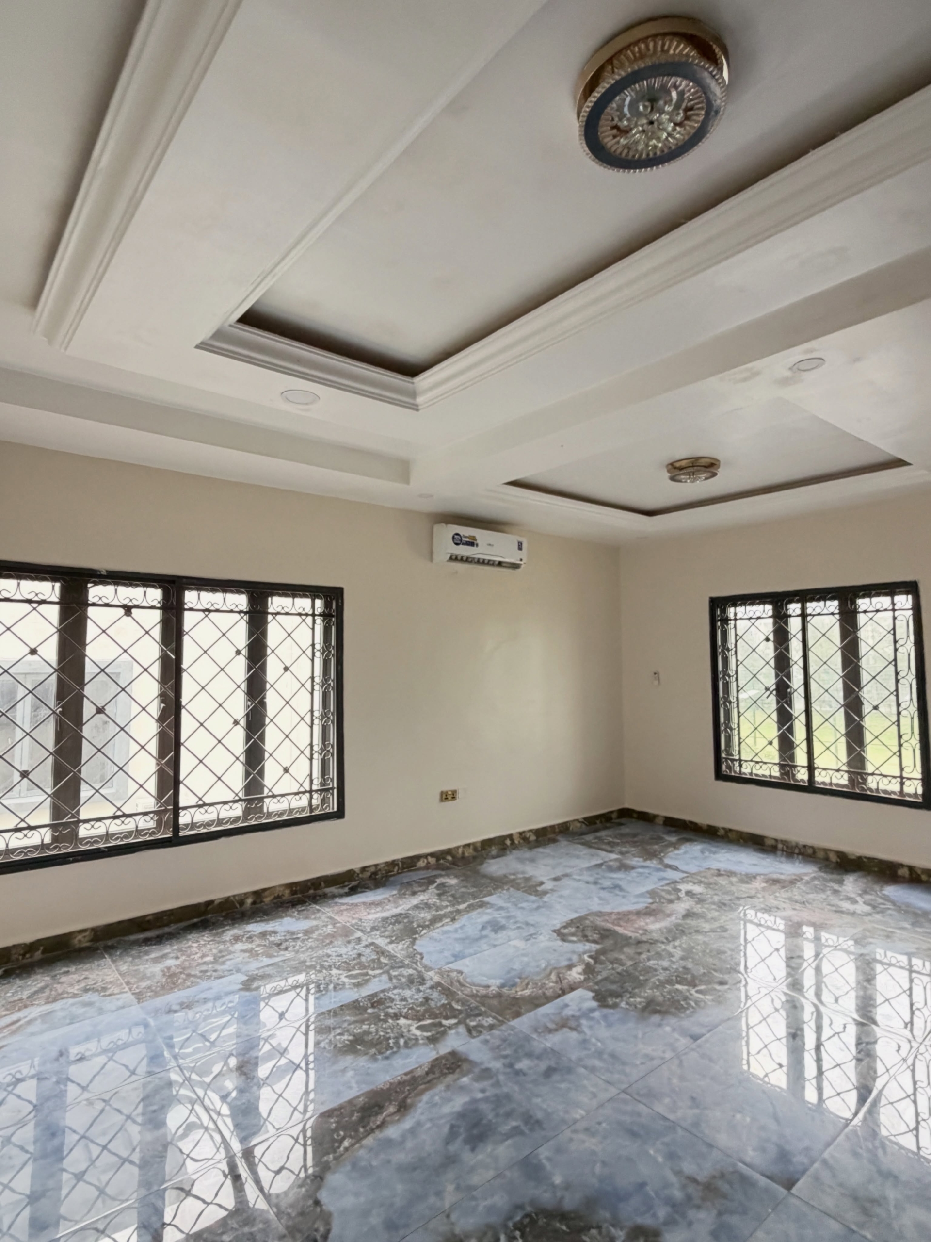 This exquisite 7 bedroom detached duplex with Boys' Quarters to let in Apo Dutse