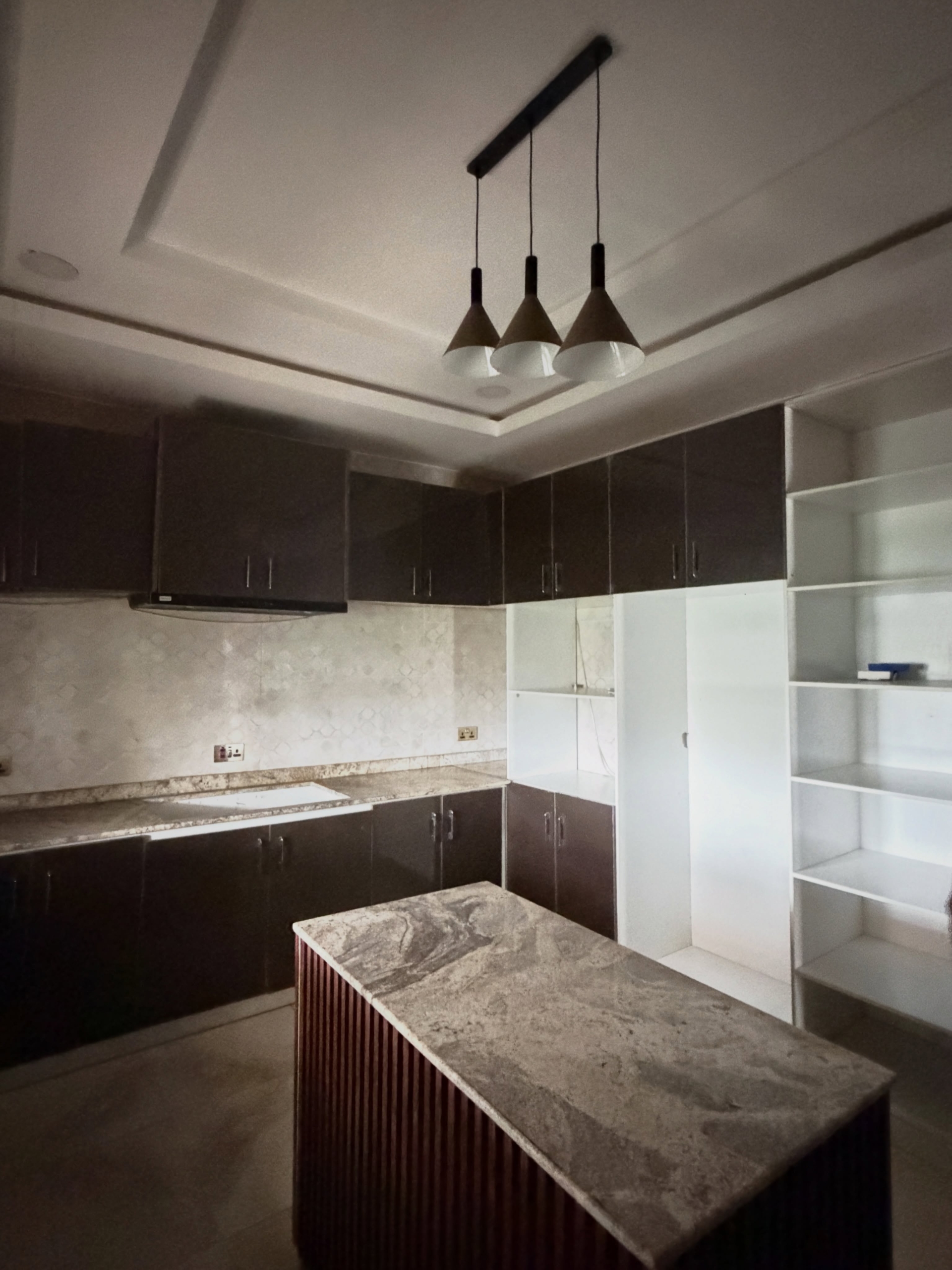 This exquisite 7 bedroom detached duplex with Boys' Quarters to let in Apo Dutse